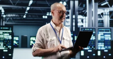 Cloud Computing in Manufacturing: Solutions to Stay on Top